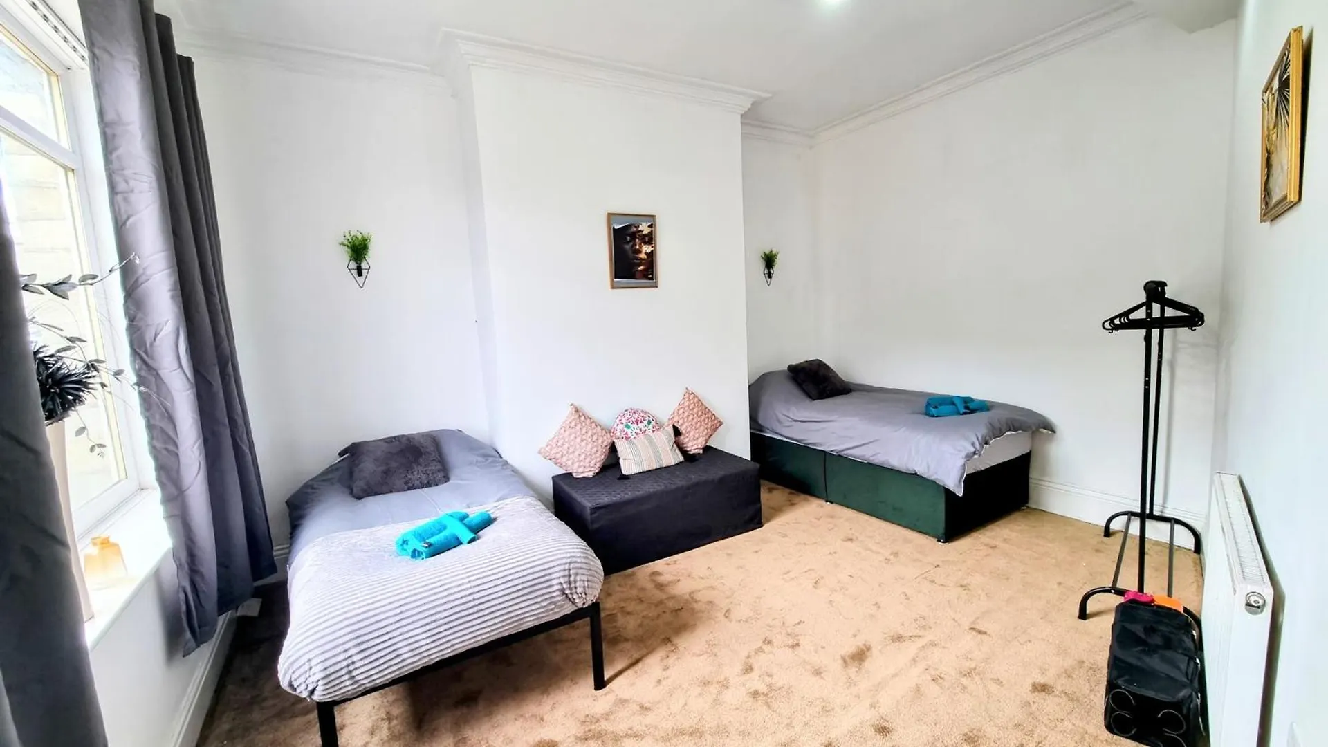 Huddersfield Town Canal Retreat Pet Friendly 0*,  Regno Unito